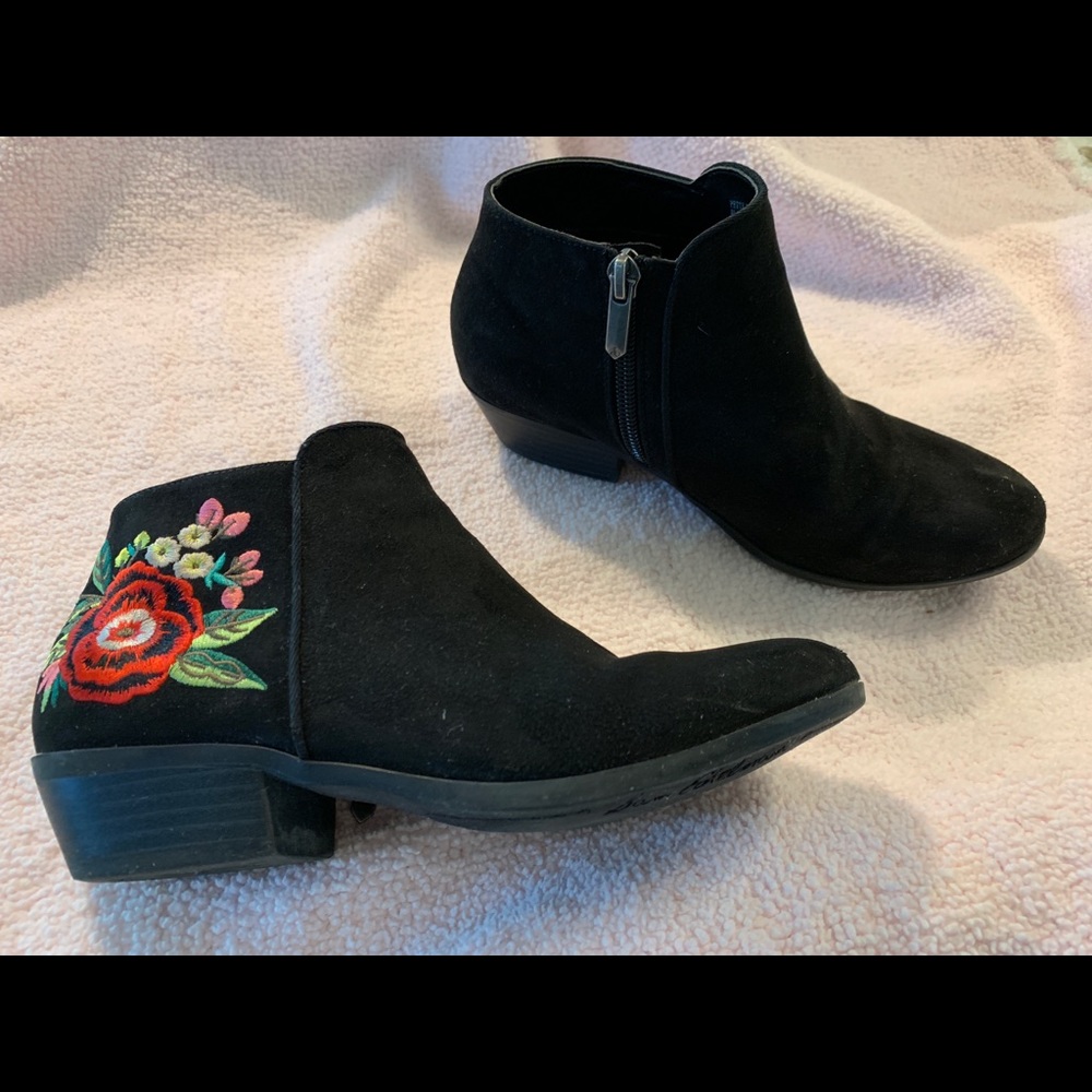 Sam Edelman big girls booties, lightly used